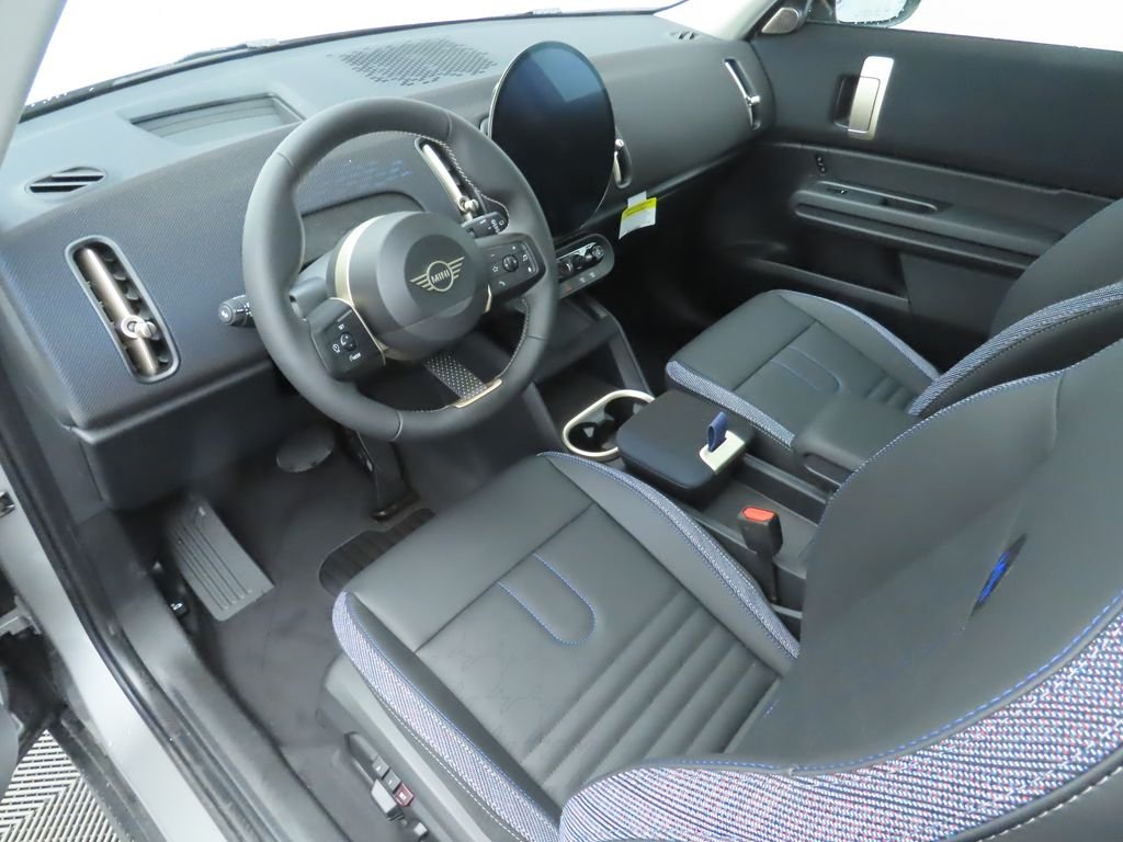 2025 MINI Countryman S - Photo 15