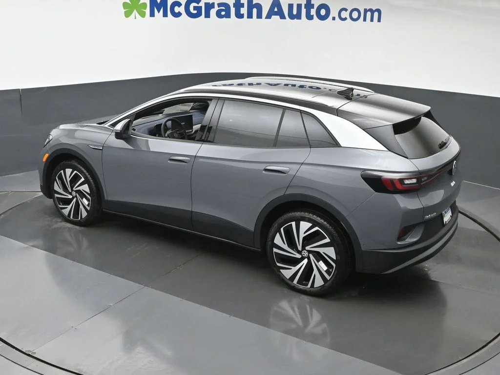 New 2026 Pure Gray W/ Black Roof Volkswagen Pro S Plus image 25