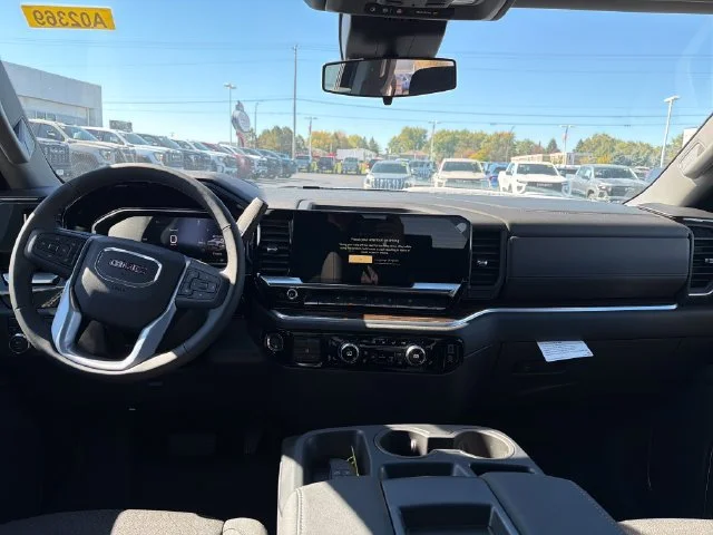 New 2026 Sterling Metallic GMC Elevation image 13