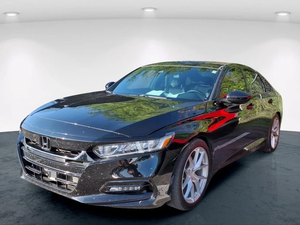 Used 2019 Silver Honda Sport image 2