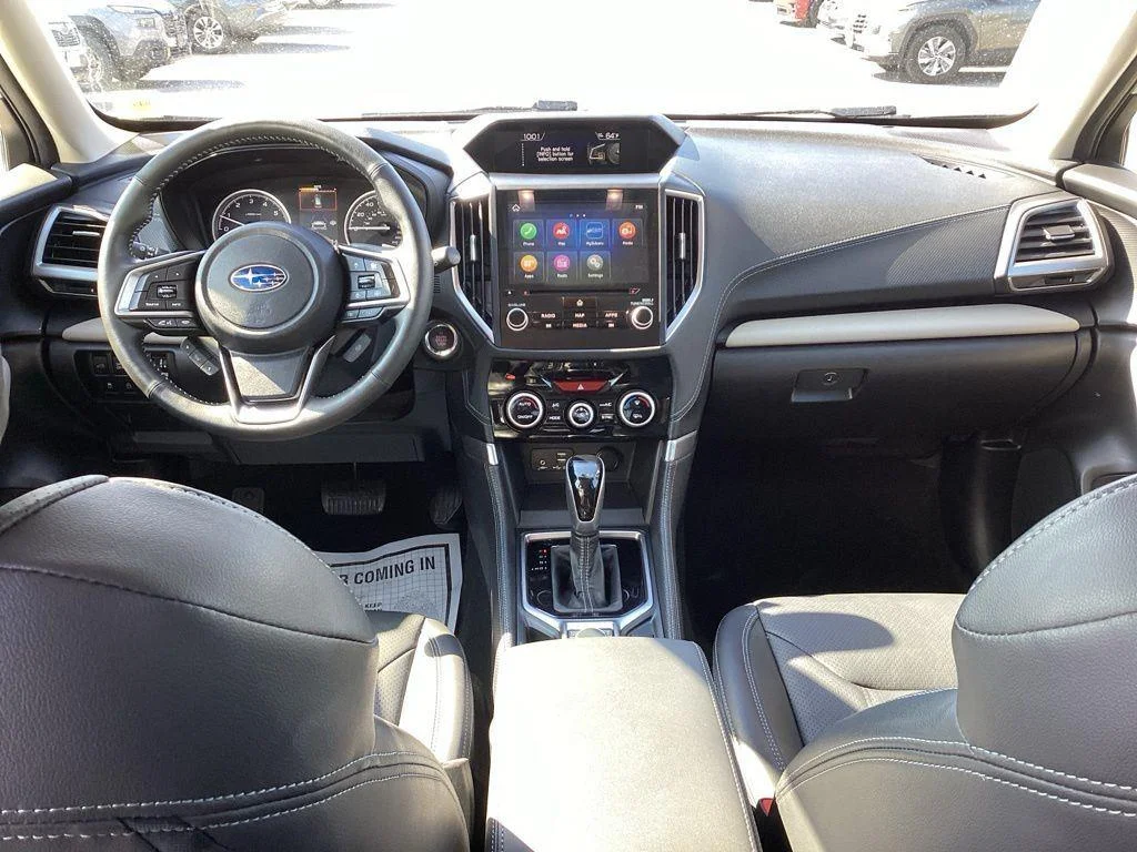 Used 2023 Crystal White Pearl Subaru Limited image 14