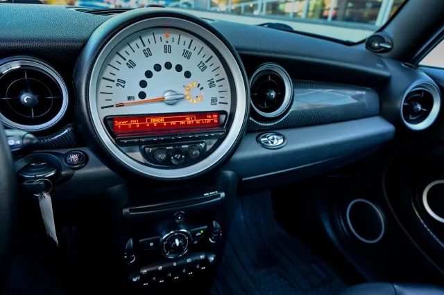 Used 2012 GREEN MINI S image 36