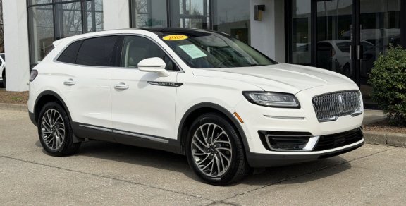Used 2020 White Lincoln Reserve image 16