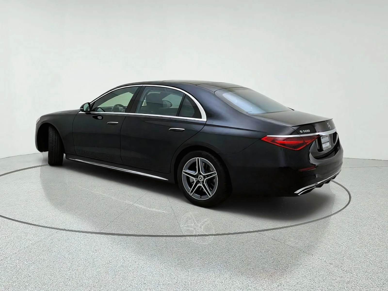 Certified Used 2025 Obsidian Black Metallic Mercedes-Benz S 500 image 12