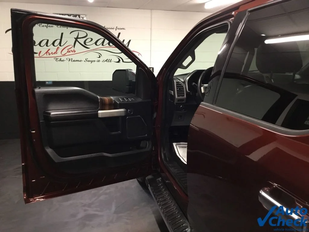 Used 2016 Red Ford Lariat image 17