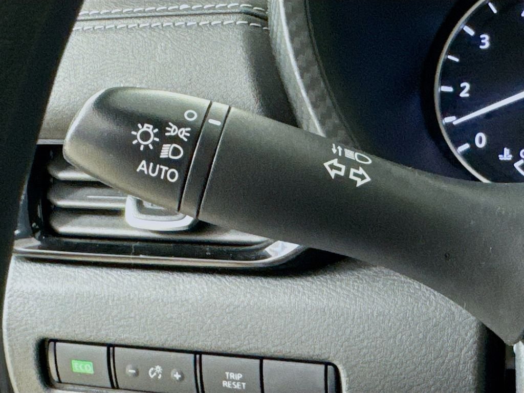 Used 2024 Fresh Powder Nissan SV image 13