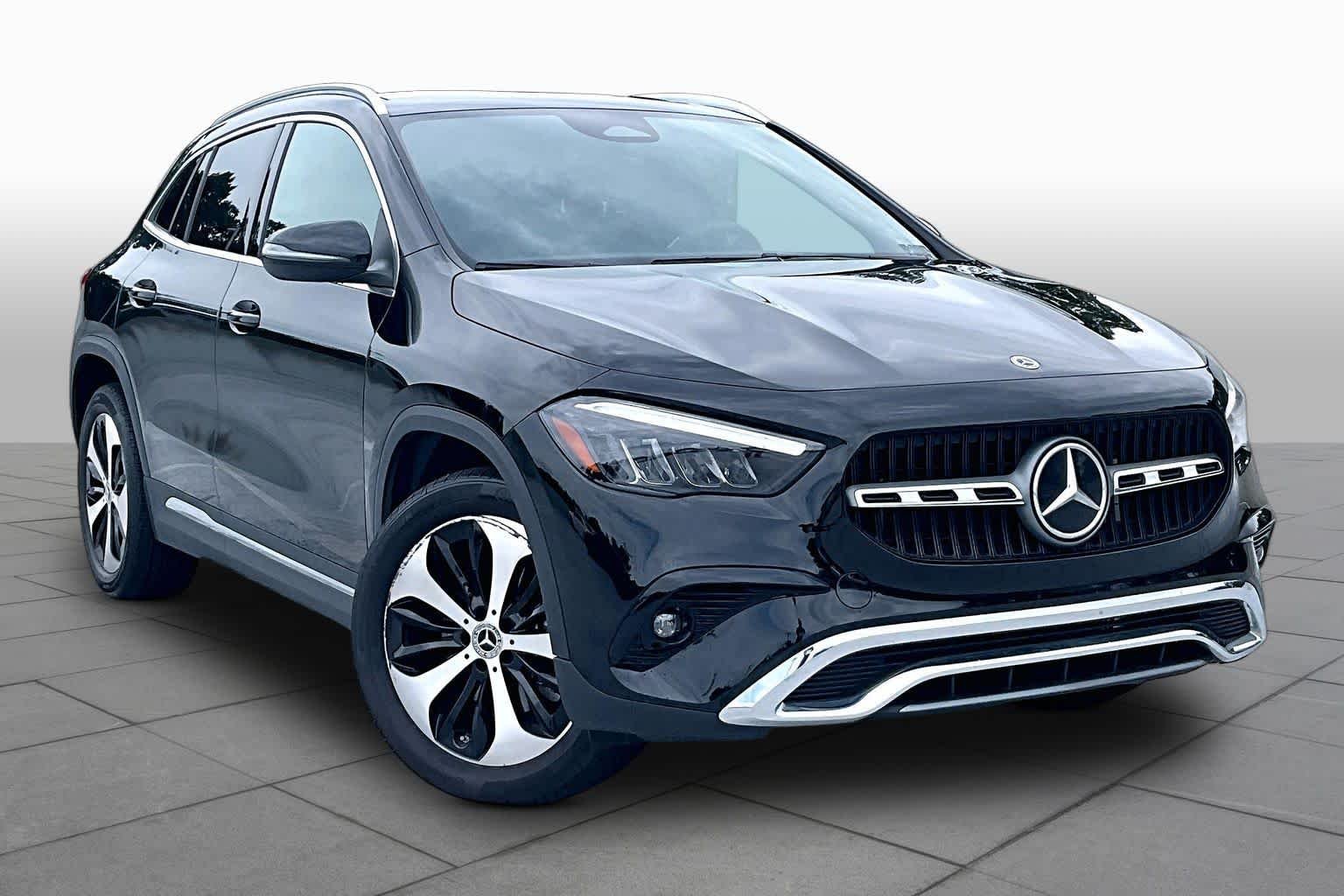Used 2026 Cosmos Black Metallic Mercedes-Benz GLA 250 image 3