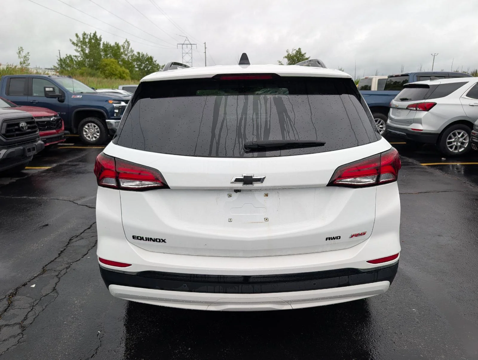 Used 2024 Summit White Chevrolet RS image 8
