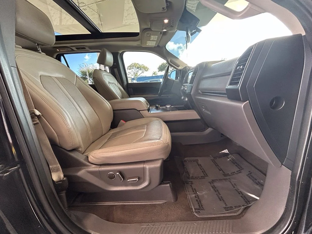 Used 2021 Black Ford Limited image 25