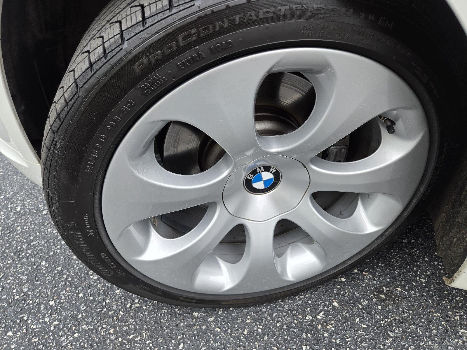 Used 2007 Alpine White BMW 650i image 37