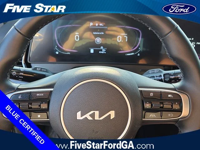 Used 2025 Black Kia EX image 24