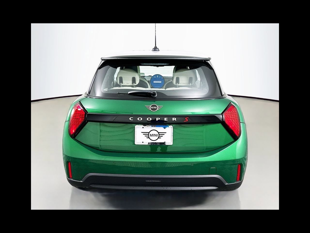 New 2026 British Racing Green IV Metallic MINI ICONIC image 6