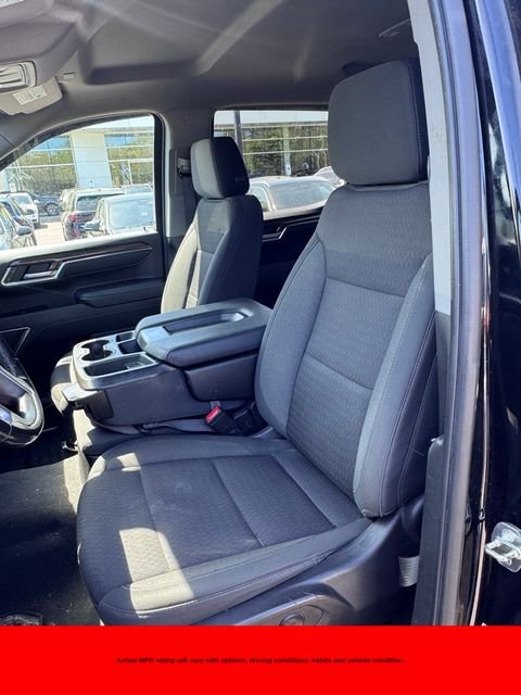 Used 2022 Black Chevrolet LT image 7