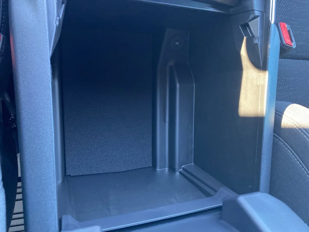 New 2026 Carbonized Gray Metallic Ford XLT image 36