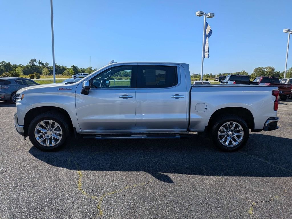 Used 2022 Silver Chevrolet LTZ image 10