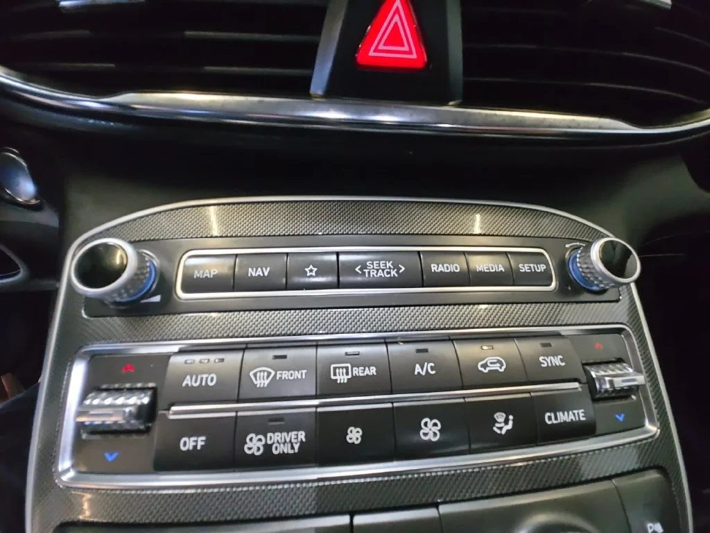 Used 2023 Gray Hyundai SEL Premium image 23