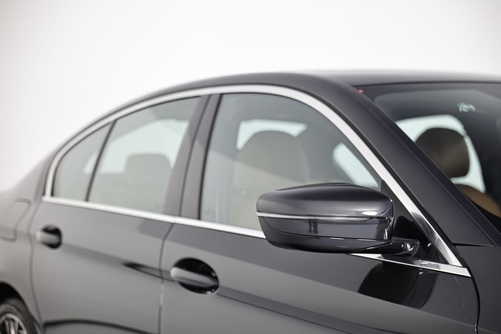2023 BMW 5 Series 540i - Photo 14