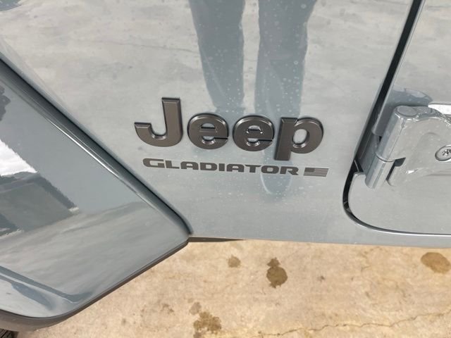 New 2026 Anvil Clearcoat Jeep Sport S image 10