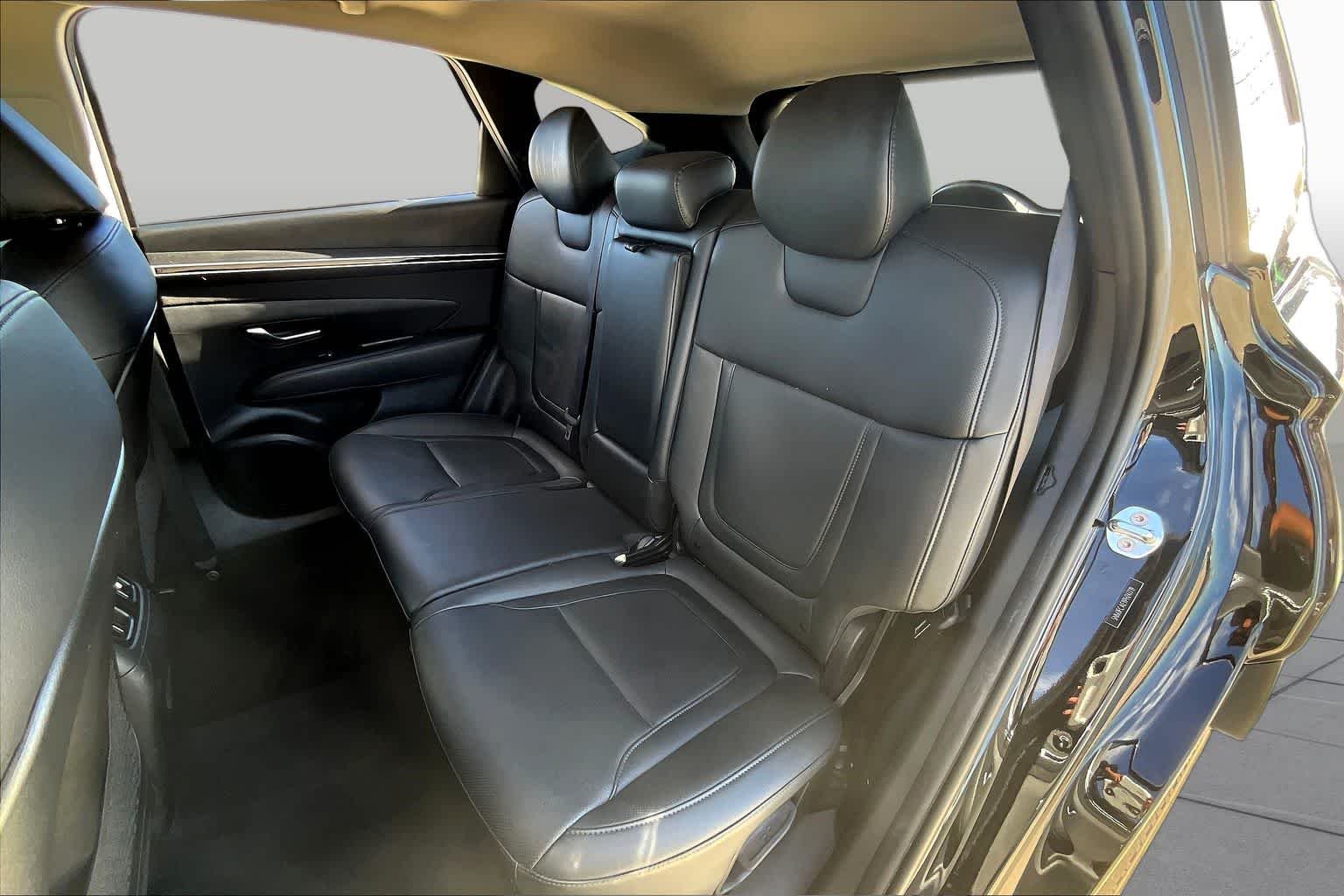 Used 2023 Phantom Black Hyundai SEL image 20
