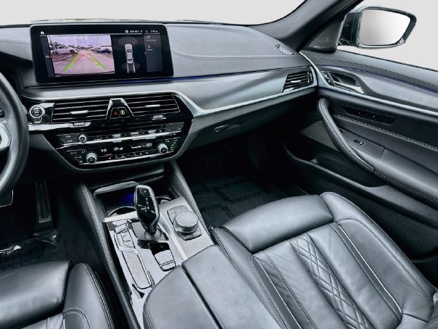Used 2023 Gray BMW M550i xDrive image 25