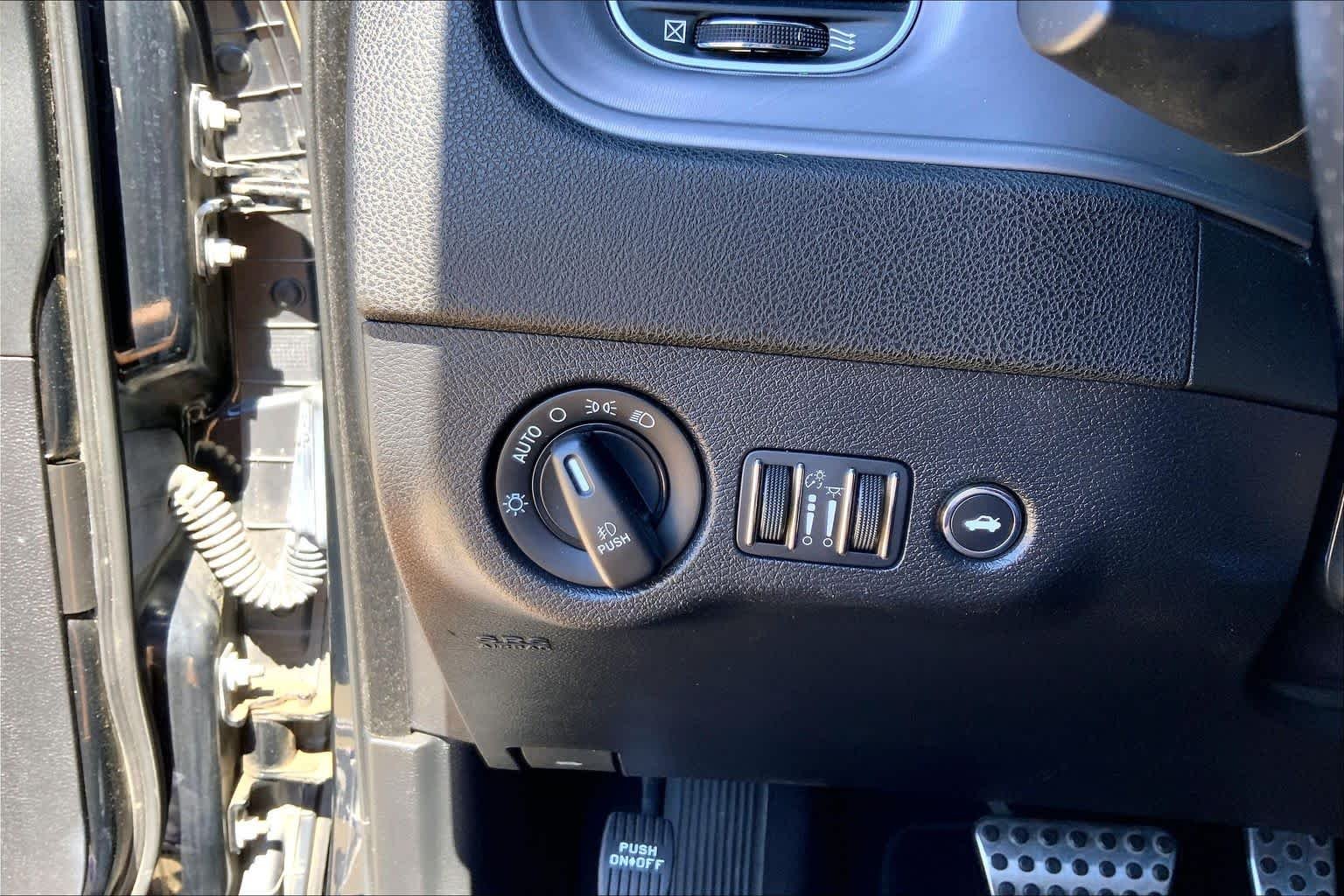 Used 2023 Pitch Black Clearcoat Dodge Scat Pack image 31