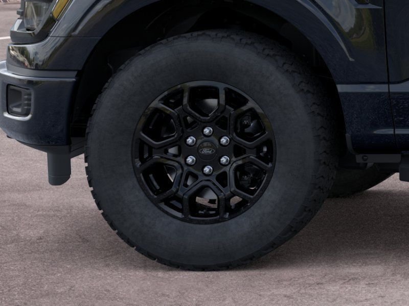 New 2026 Agate Black Metallic Ford XLT image 19