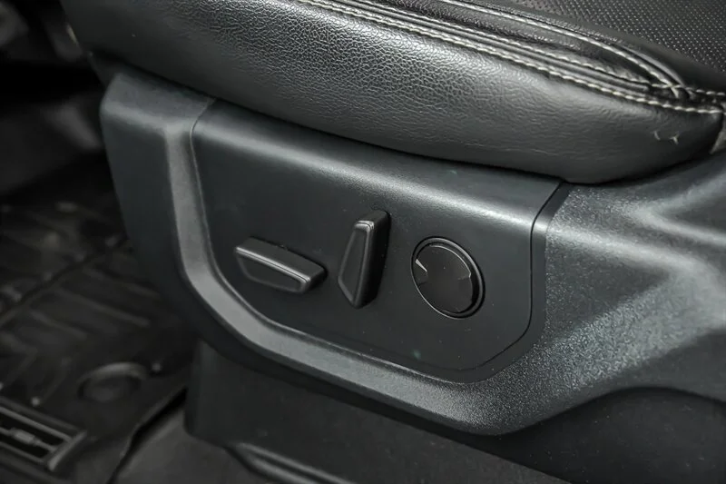 Used 2021 Agate Black Ford Lariat image 21