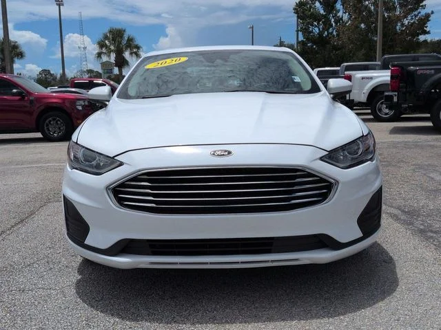 Used 2020 Oxford White Ford SE image 9