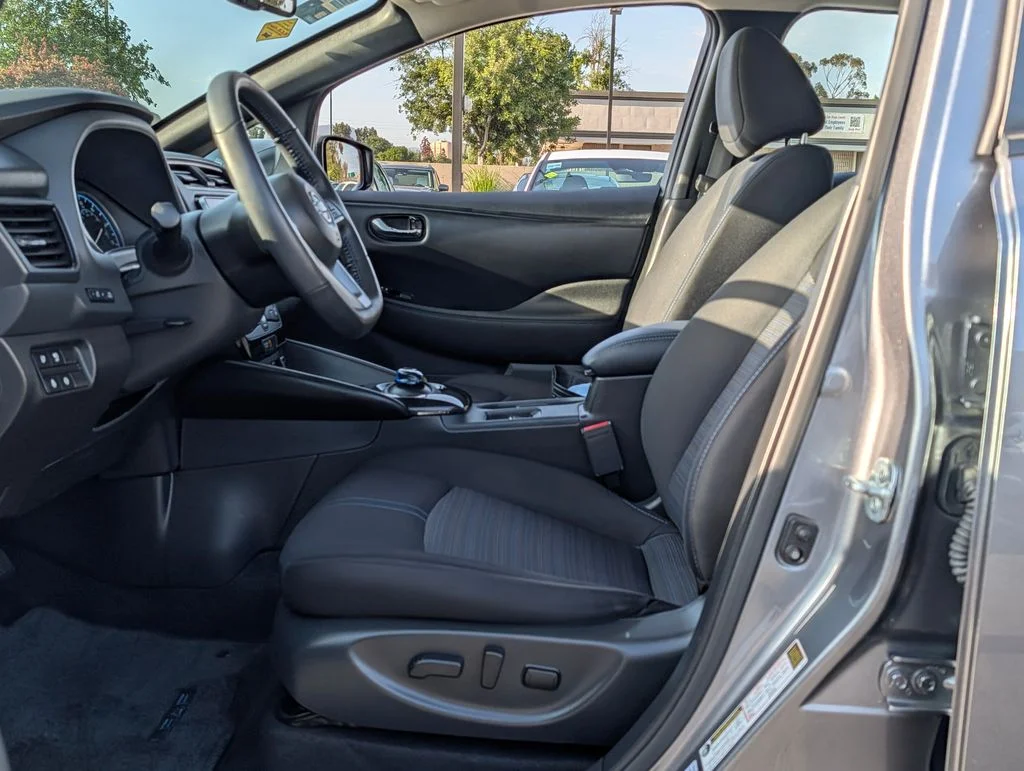 Used 2024 Gray Nissan SV Plus image 11