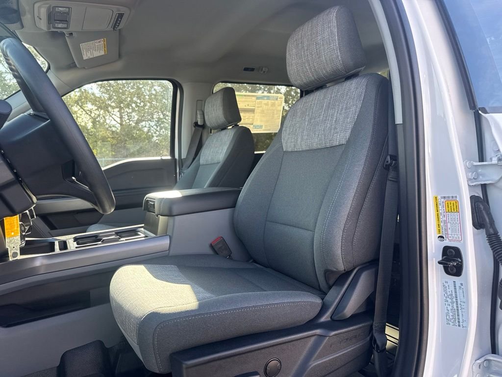 New 2026 White Ford XLT image 14