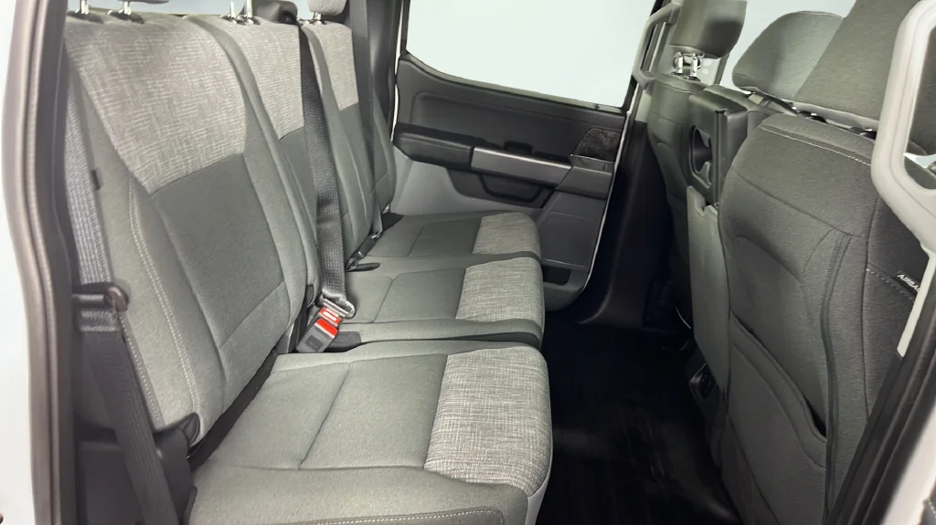 Used 2023 White Ford XLT image 20