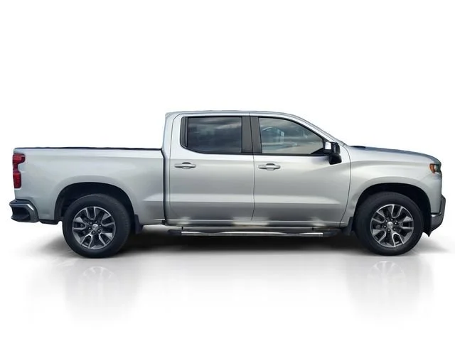 Used 2021 SILVER ICE METALLIC Chevrolet LT image 8
