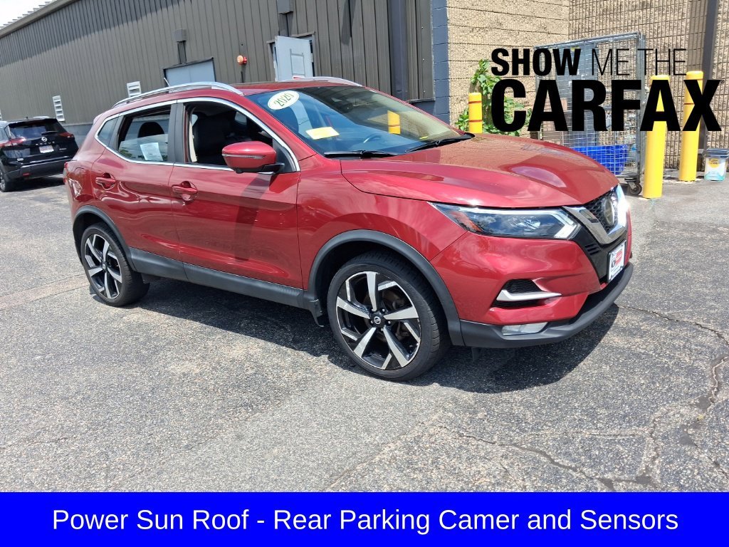 Used 2020 Red Nissan SL image 15