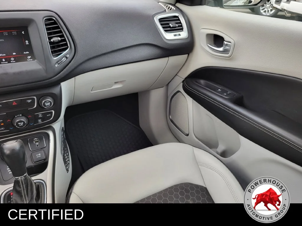 Used 2019 Gray Jeep Latitude image 20
