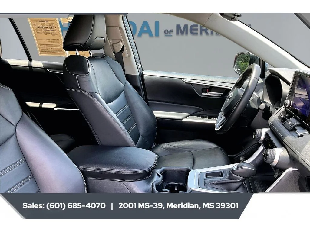 Used 2024 Magnetic Gray Metallic Toyota XLE Premium image 6