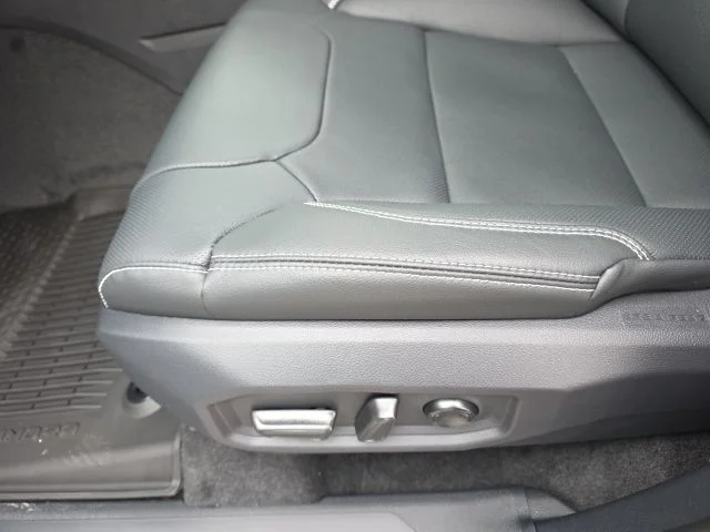 2026 Toyota Tundra Limited - Photo 17