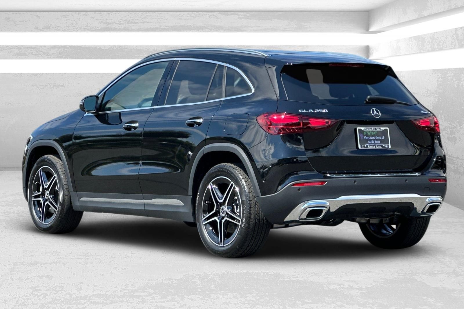 New 2026 Black Mercedes-Benz GLA 250 image 6