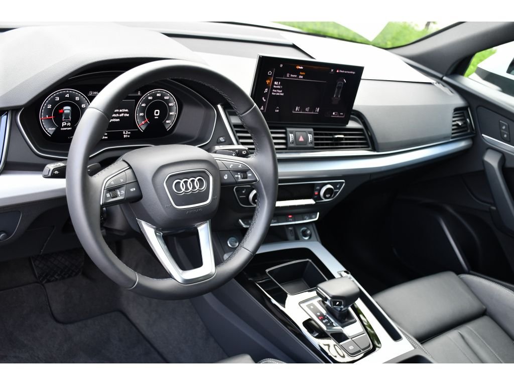 Used 2025 Glacier White Metallic Audi S line Premium image 13