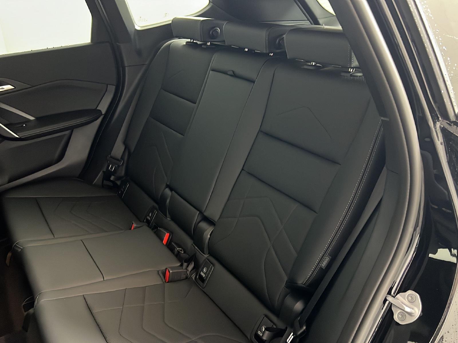 New 2027 Jet Black BMW xDrive28i image 13