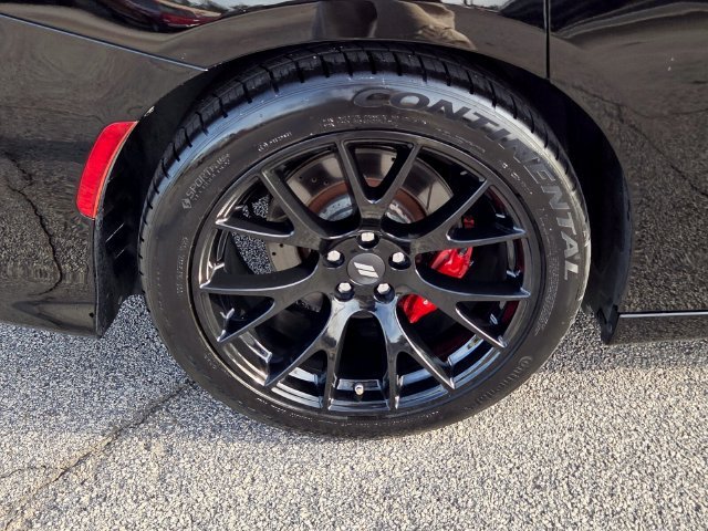 Used 2018 Black Dodge R/T Scat Pack image 14