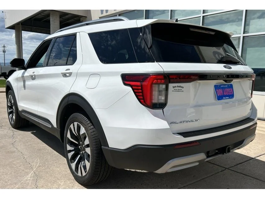 New 2026 Star White Metallic Tri-Coat Ford Platinum™ image 21