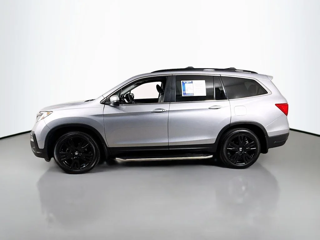 Used 2022 Lunar Silver Metallic Honda Special Edition image 9