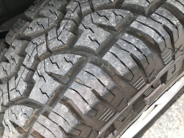 Used 2018 Super White Toyota SR image 10