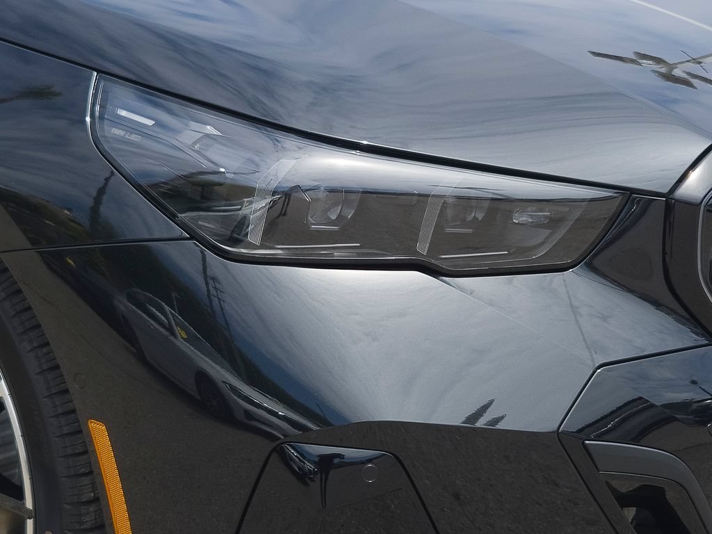 New 2026 Black Sapphire Metallic BMW M60 image 6