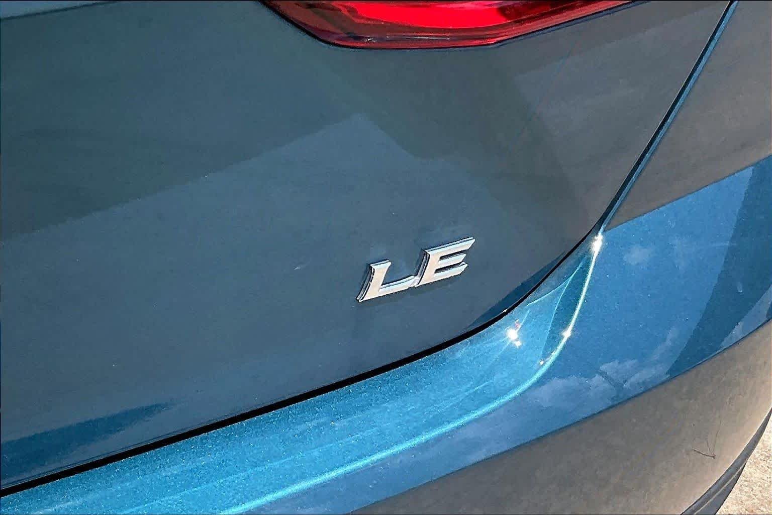 Used 2026 Ocean Gem Toyota LE image 10