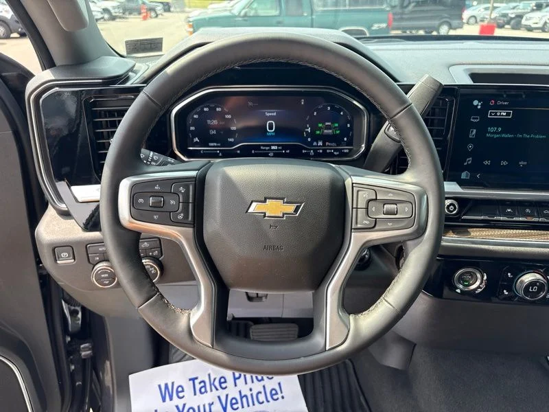 Used 2024 Gray Chevrolet LT image 25