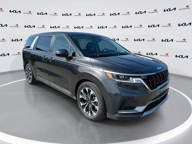 2024 Kia Carnival EX