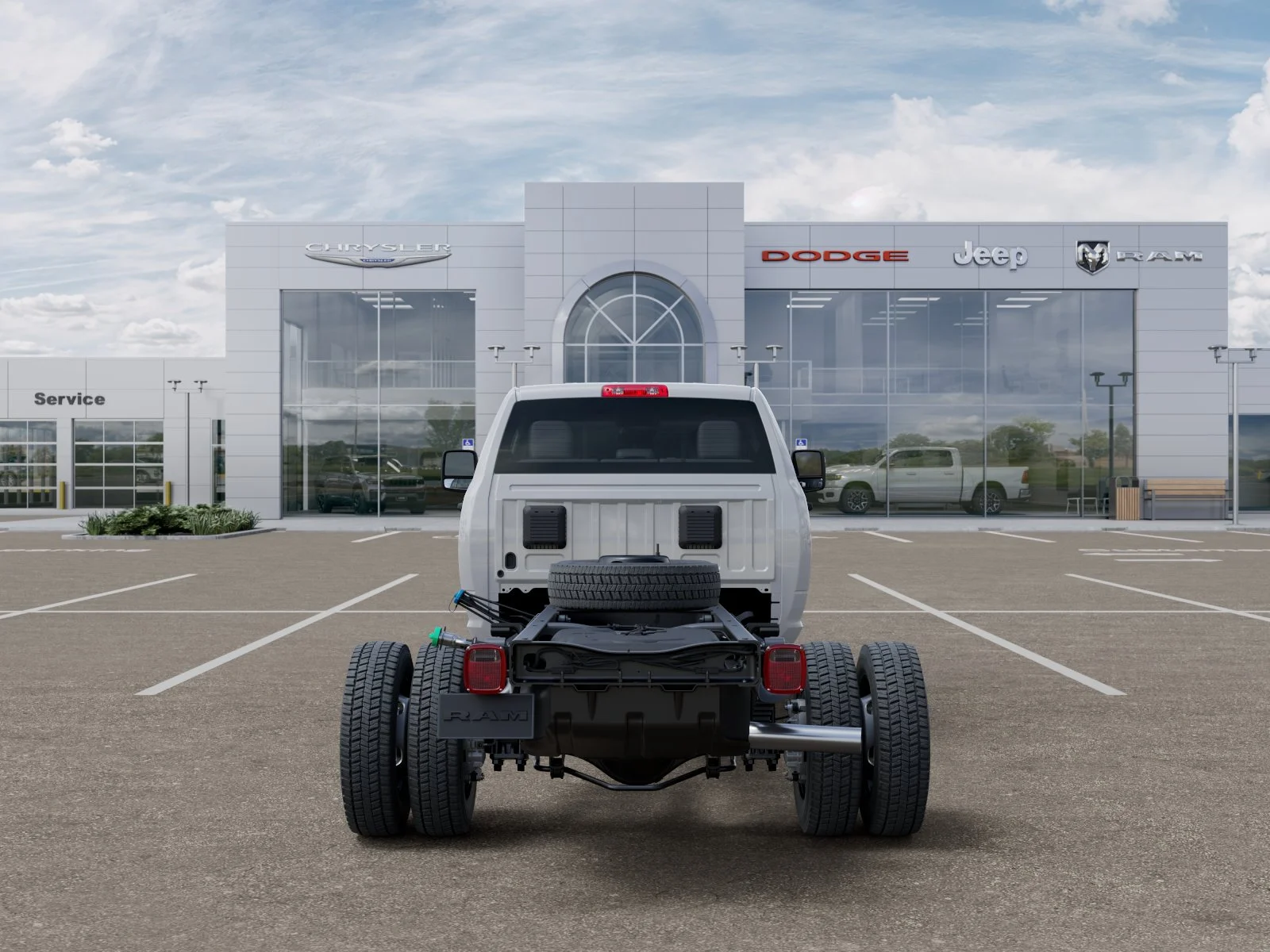 New 2026 Bright White Clearcoat RAM Tradesman image 31