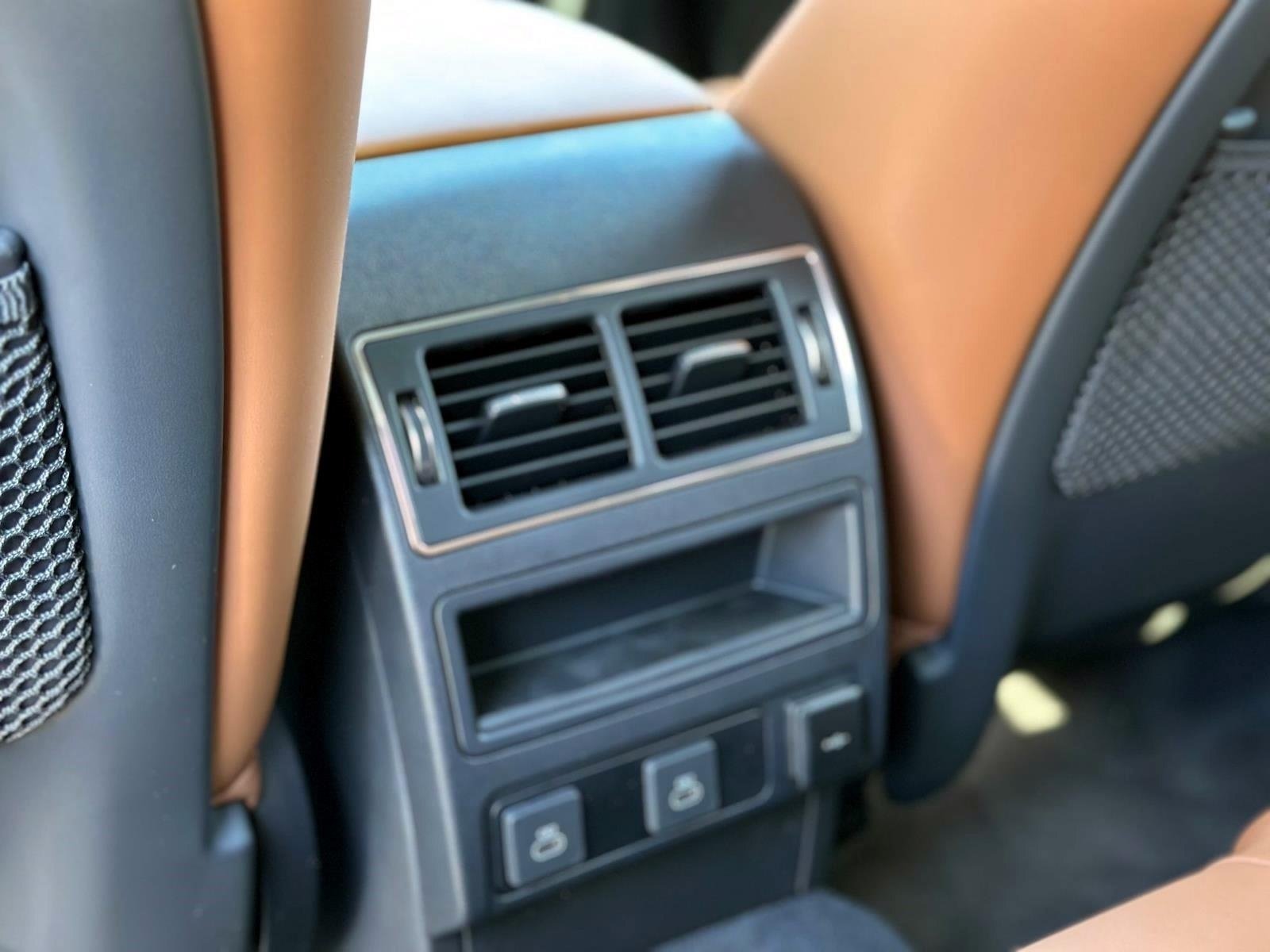 Used 2026 Gray Jaguar P250 R-Dynamic S image 10