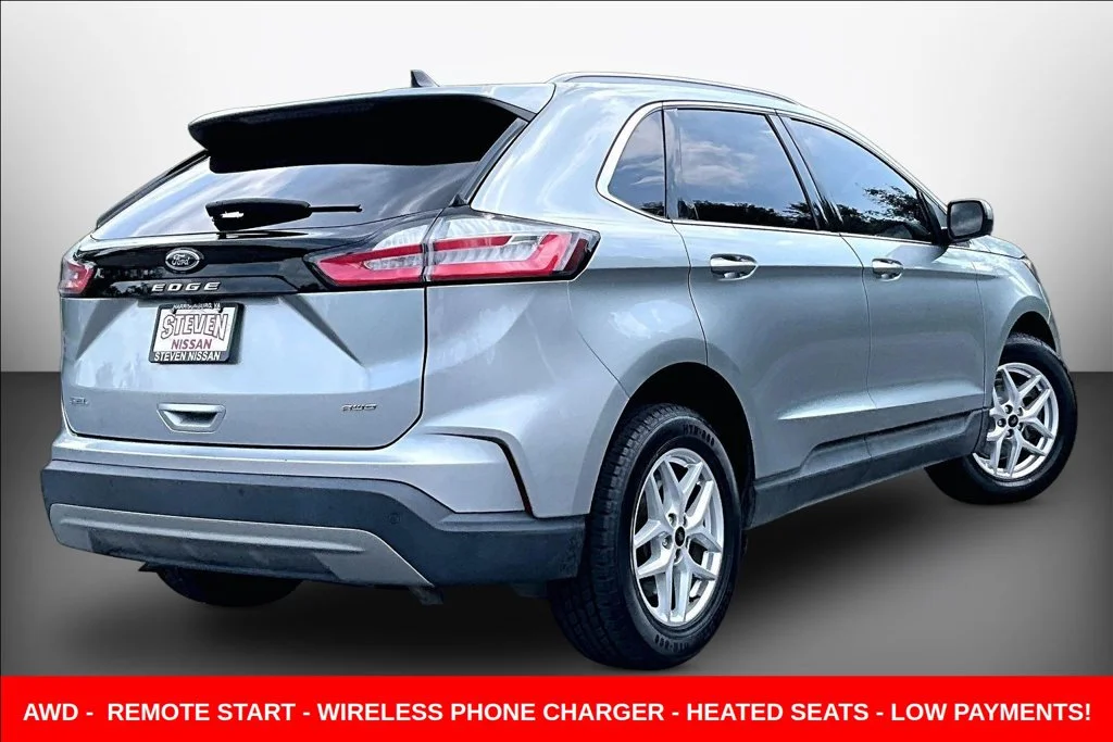 Used 2024 Silver Ford SEL image 6
